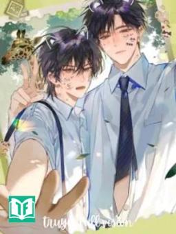 Học Thần Cậu Ấy Cứ Nhìn Tôi Mãi